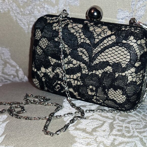 Evening Bag with Chain Strap - Black Lace over Cream Satin Hard Shell - NWOT - Picture 2 of 6